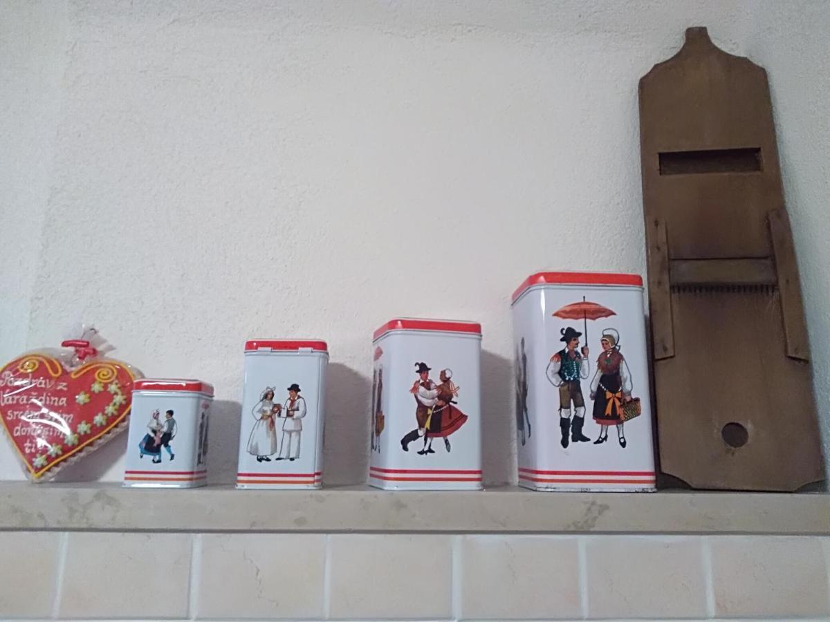 Apartman Tri palme Gabonjin Habitación foto
